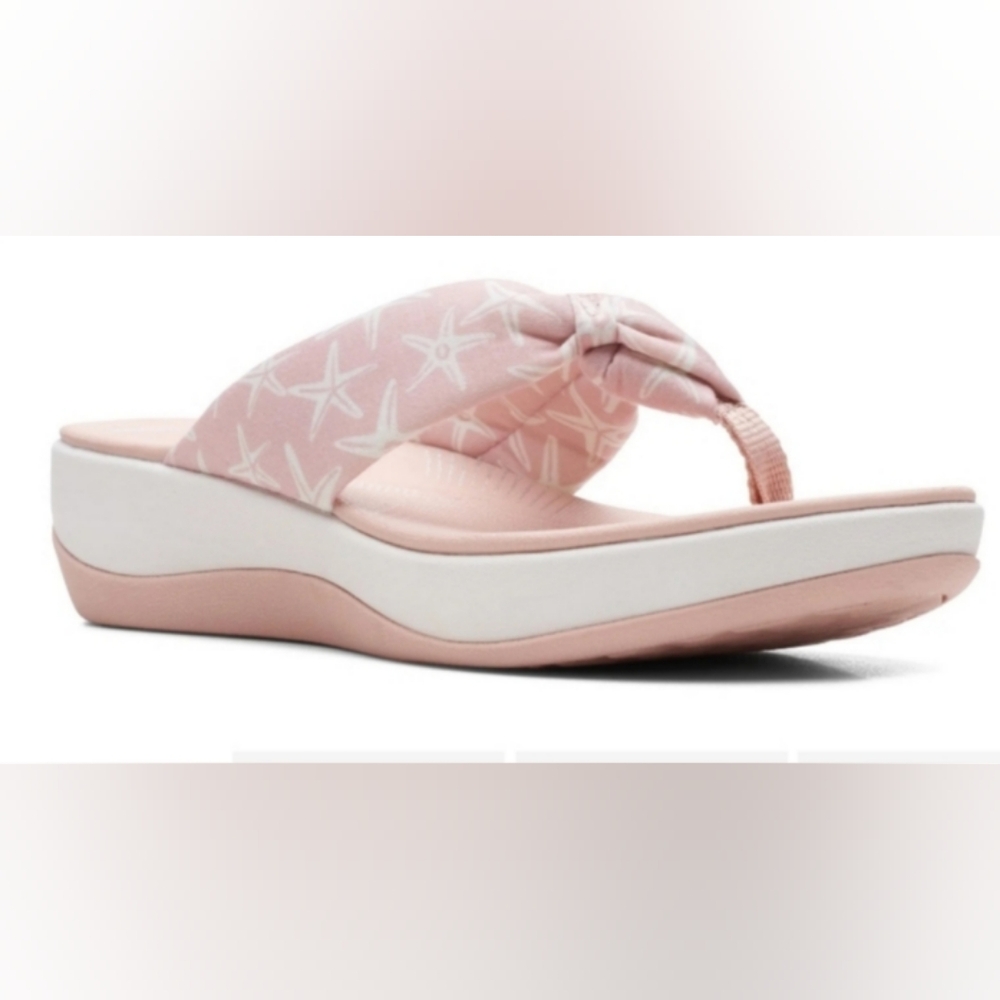 Clarks Women's Cloudsteppers Arla Glison Flip Flop  12M